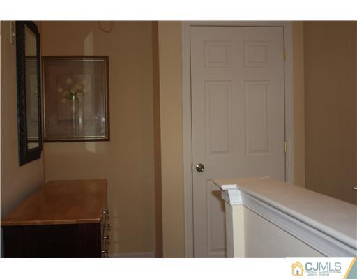 9 Lafayette Street Carteret, NJ 07008 - Photo 13 of 18