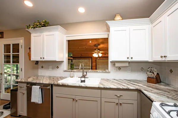 $495,000 | 7348 Placer Road, Redding, CA 96001