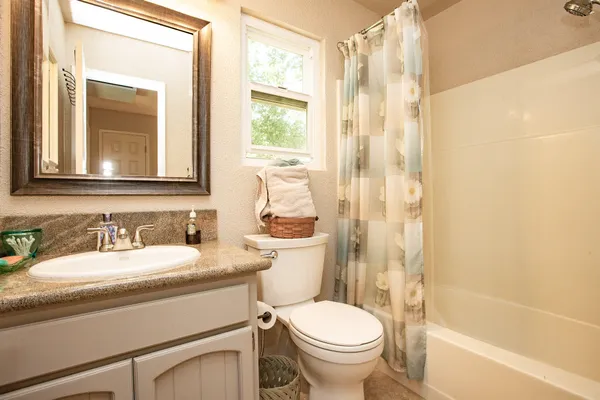$495,000 | 7348 Placer Road, Redding, CA 96001