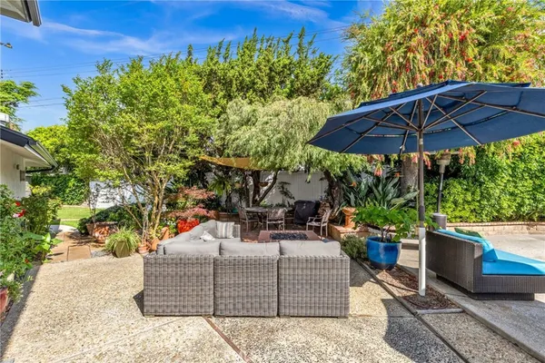 $1,585,000 | 17481 Amaganset Way, Tustin, CA 92780