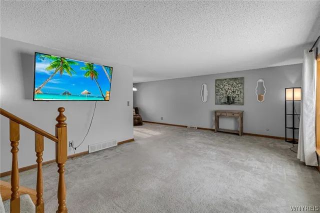 $319,900 | 383 South Creek Drive, Cheektowaga, NY 14043