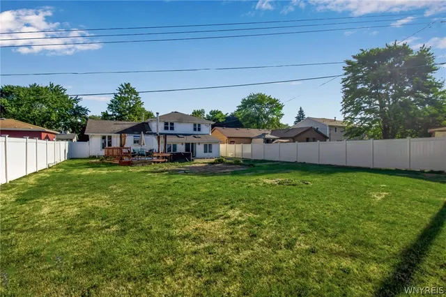 $319,900 | 383 South Creek Drive, Cheektowaga, NY 14043