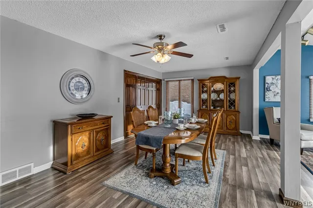 $319,900 | 383 South Creek Drive, Cheektowaga, NY 14043