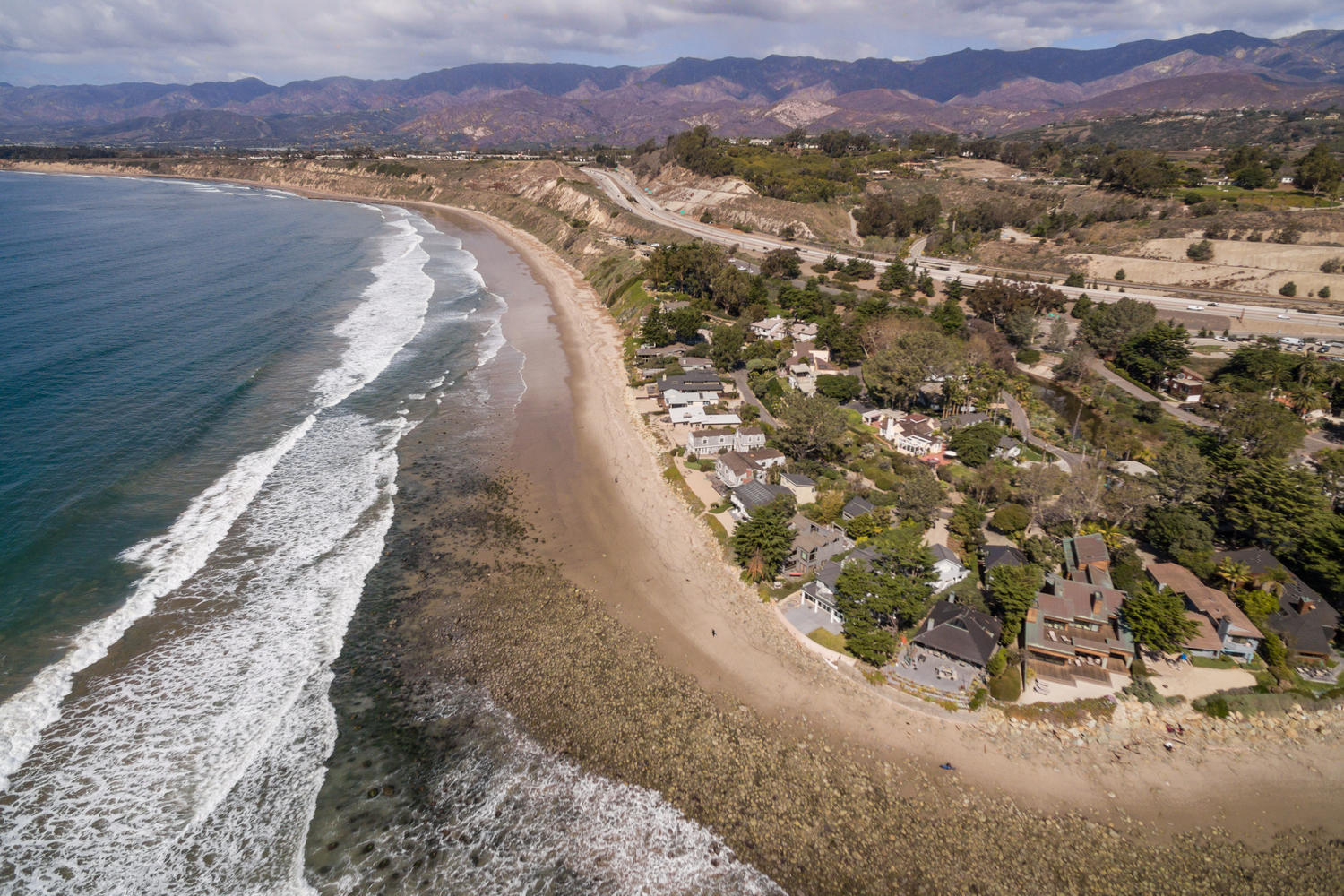 181 Rincon Point Road Carpinteria, CA 93013 - Photo 11 of 44 a view of an outdoor space with mountain