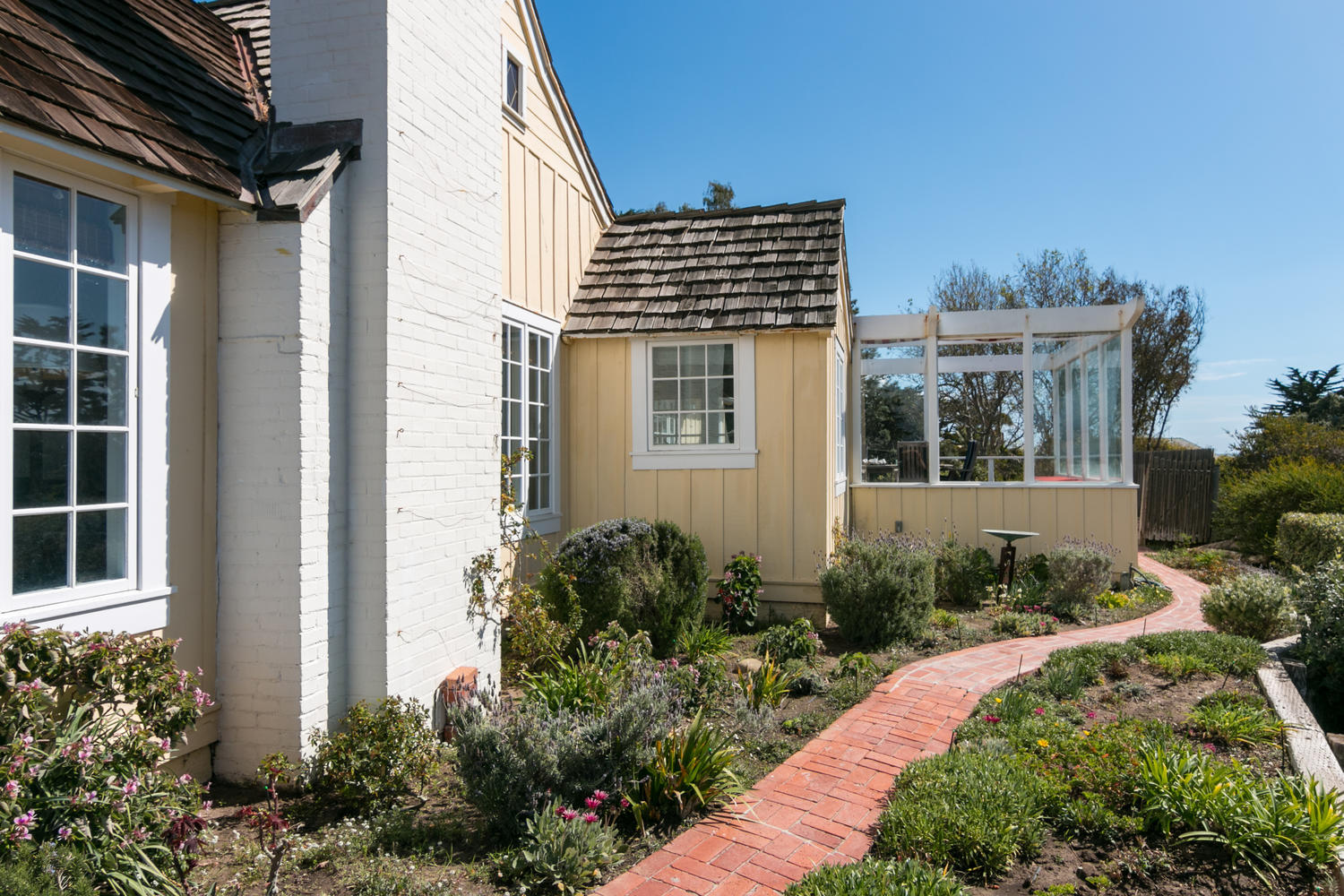 181 Rincon Point Road Carpinteria, CA 93013 - Photo 42 of 44 a house view with a garden space