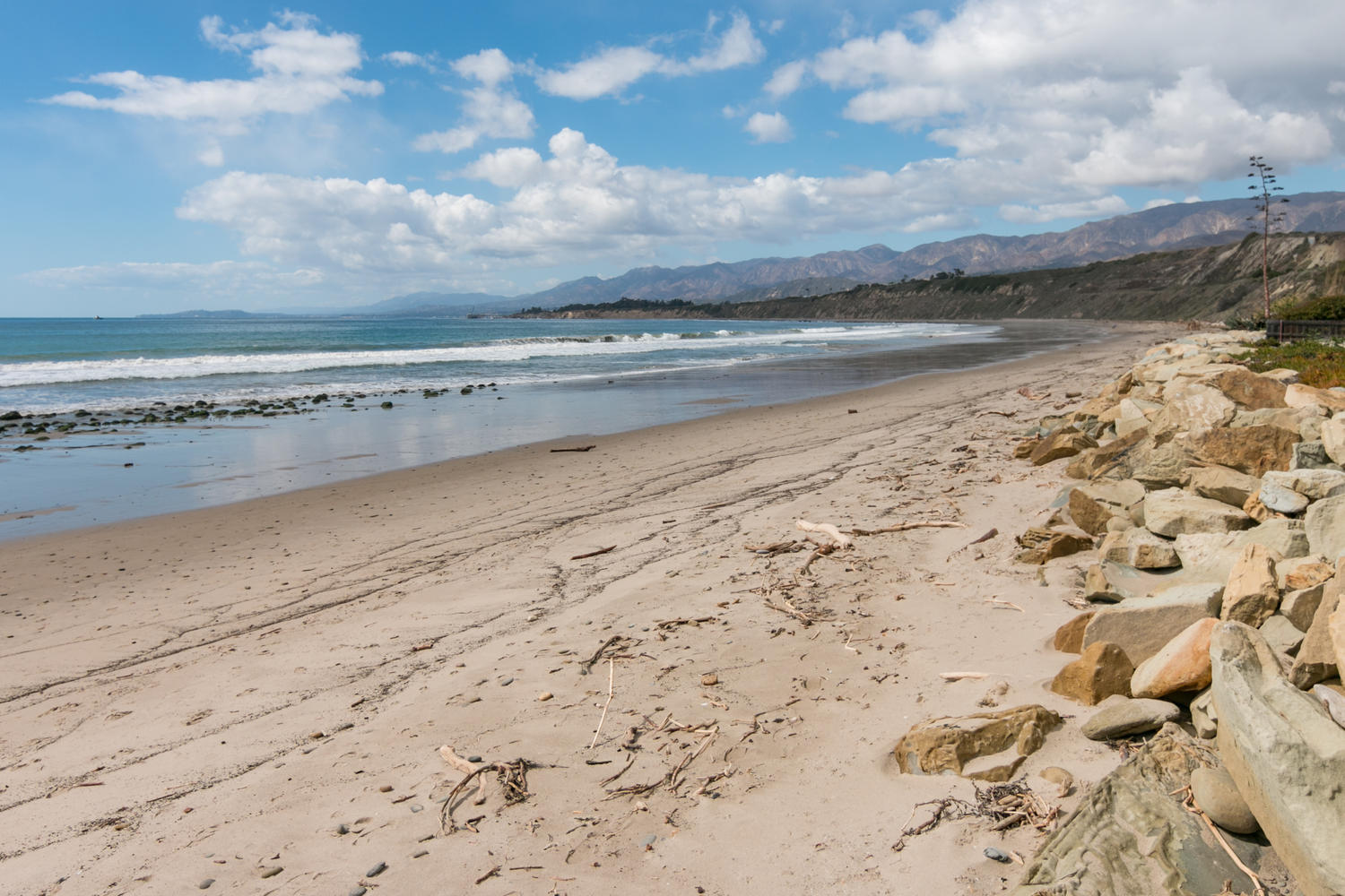 181 Rincon Point Road Carpinteria, CA 93013 - Photo 43 of 44 a view of beach and ocean