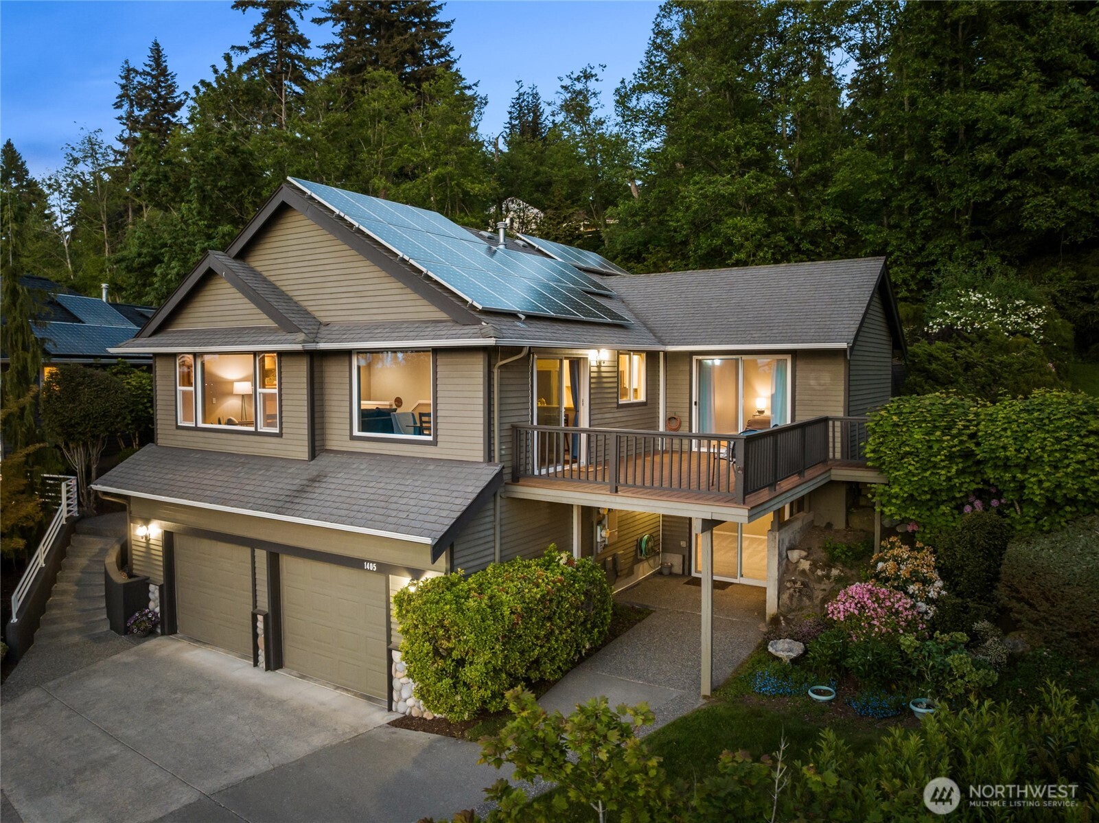 1405 Edwards Street Bellingham, WA 98229 - Photo 1 of 38 Gallery Image 1