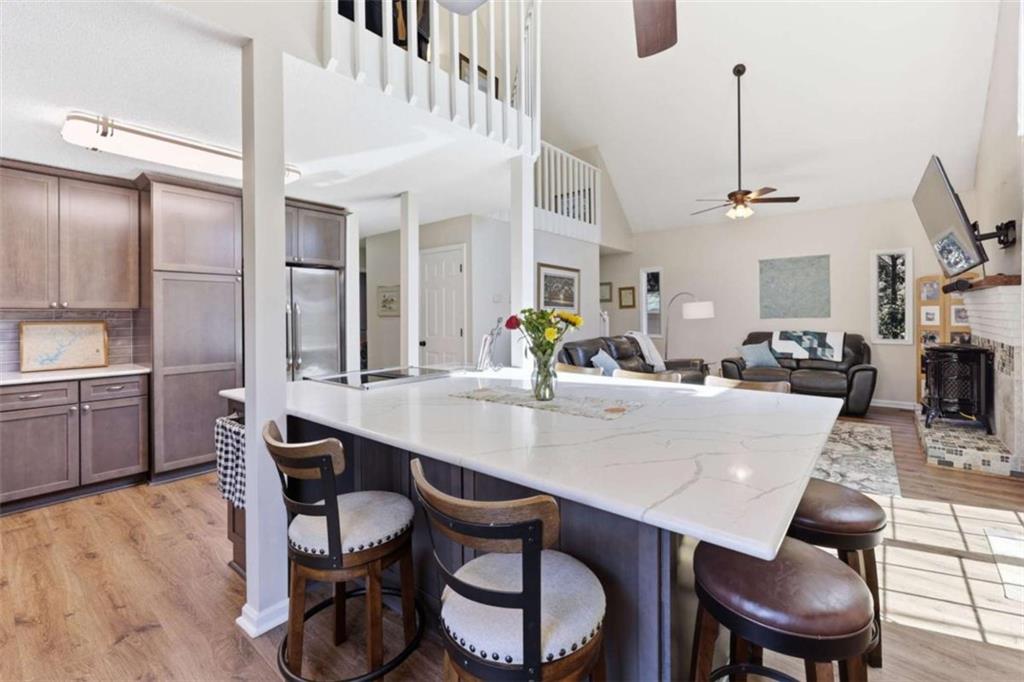 4033 Mt Vernon Road Gainesville, GA 30506 - Photo 15 of 47 a dining room with furniture and window
