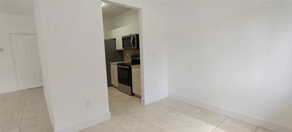 $2,400 | 7085 Nova Drive, Unit 224, Fort Lauderdale, FL 33317