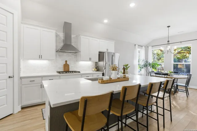 $620,000 | 110 Milagro, Boerne, TX 78006