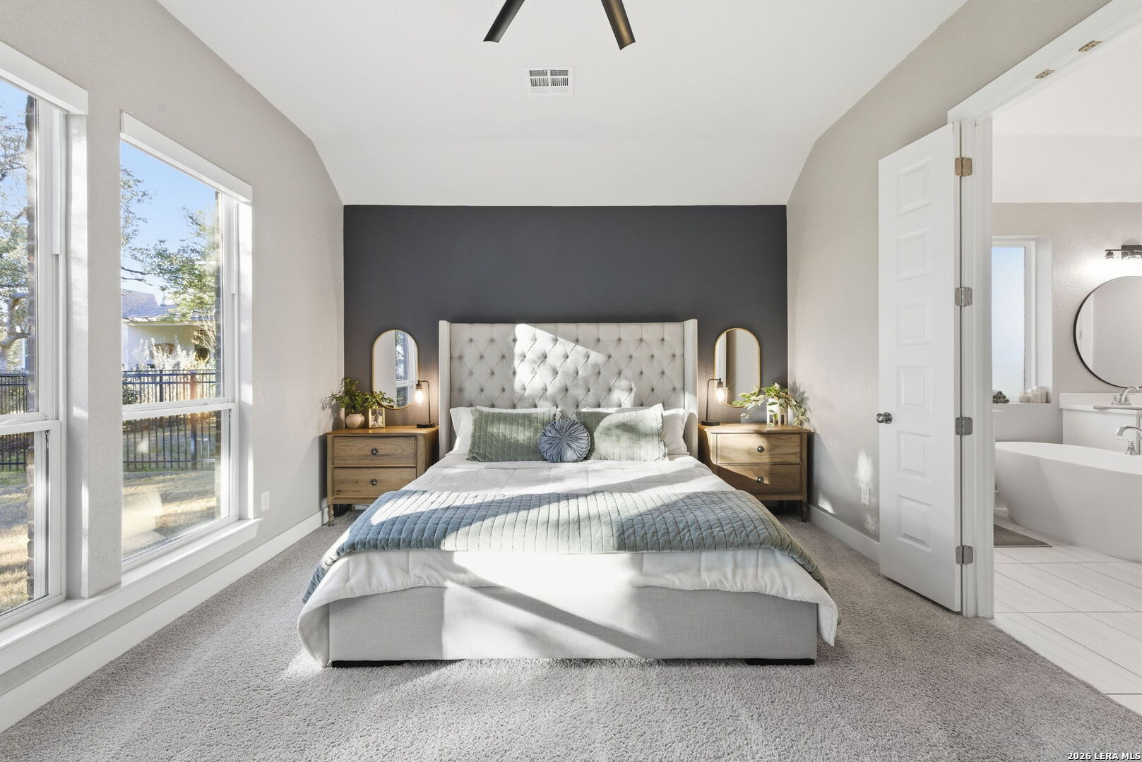 110 Milagro Boerne, TX 78006 - Photo 4 of 63