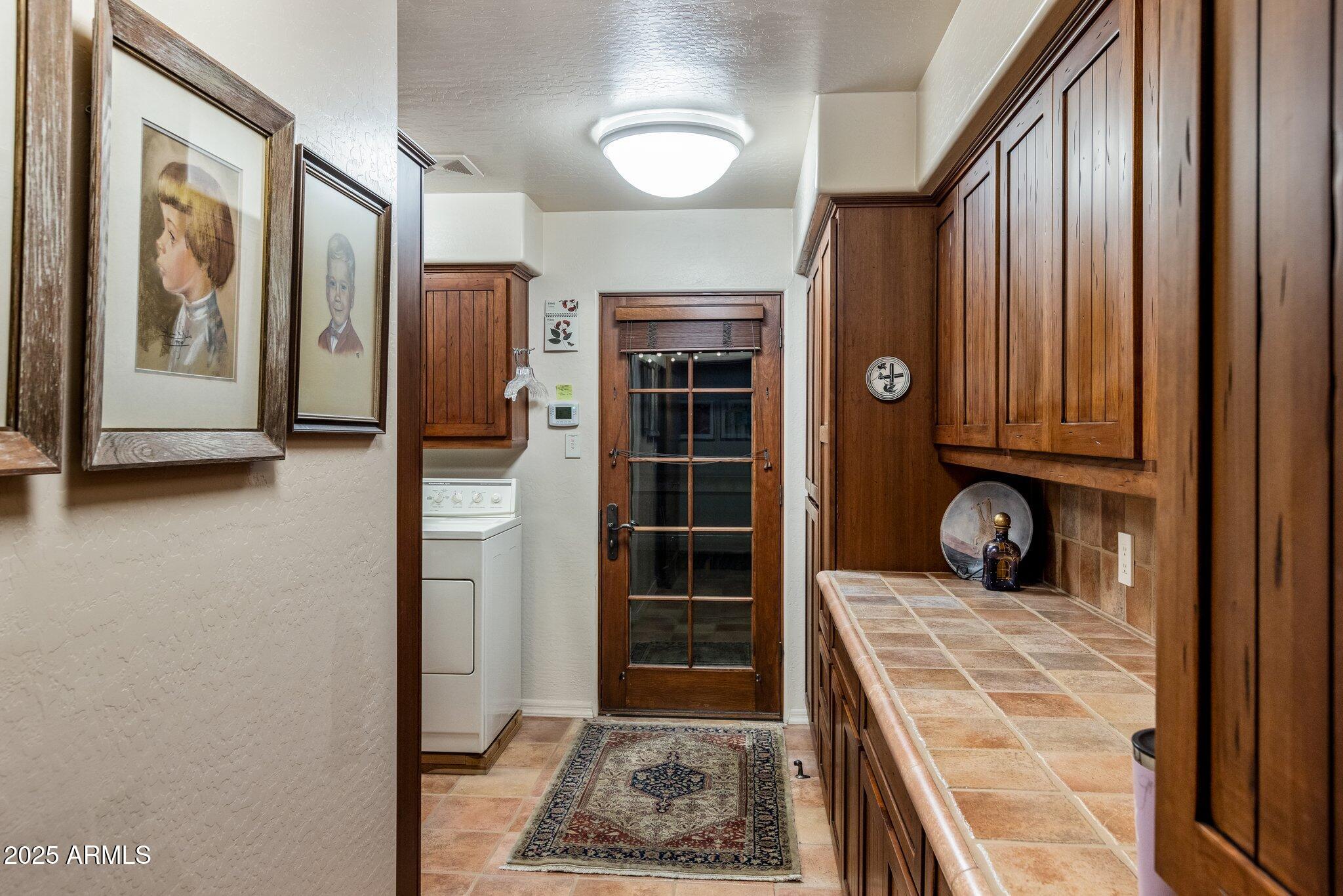 25002 North Quail Haven Drive Rio Verde, AZ 85263 - Photo 30 of 71 Laundry Room