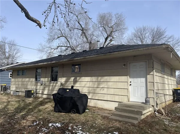 $185,000 | 4103 East 107th Street, Kansas City, MO 64137