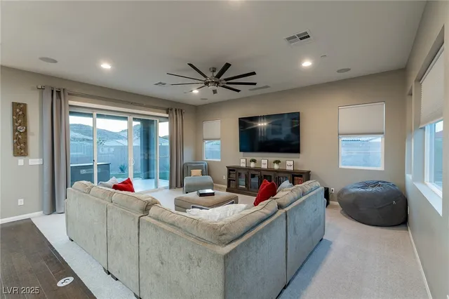 $5,500 | 26 Via Tavolara, Henderson, NV 89011