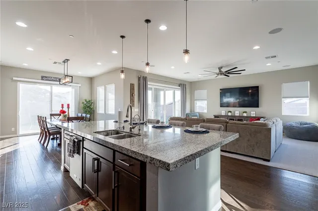 $5,500 | 26 Via Tavolara, Henderson, NV 89011