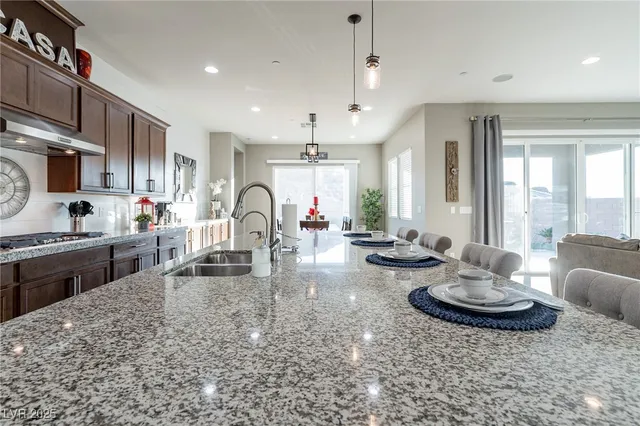 $5,500 | 26 Via Tavolara, Henderson, NV 89011