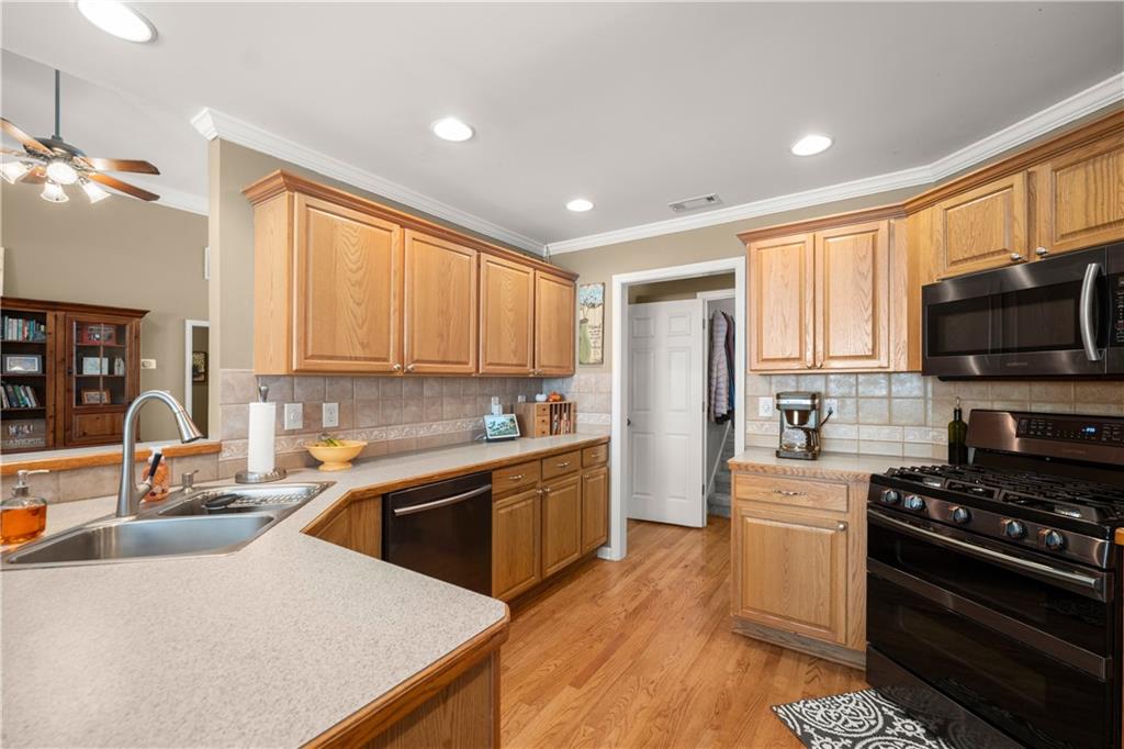 745 Roland Manor Drive Dacula, GA 30019 - Photo 16 of 63