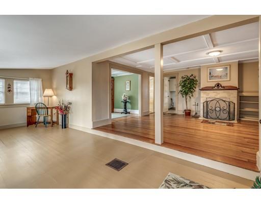 13 Kent Road Gloucester, MA 01930 - Photo 4 of 26 Gallery Image 4