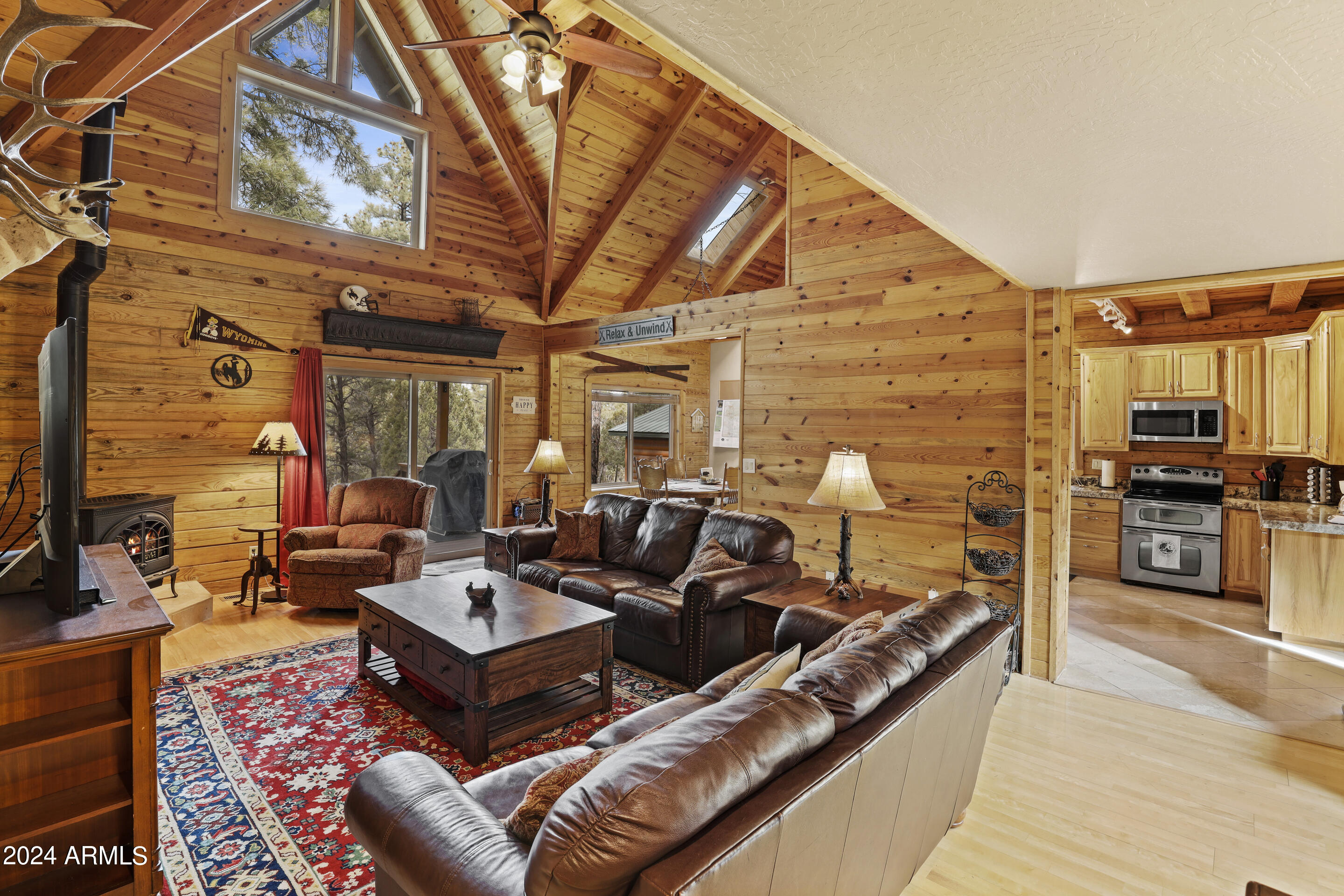 1534 Mainline Road Heber, AZ 85928 - Photo 4 of 40 Living area towards back deck