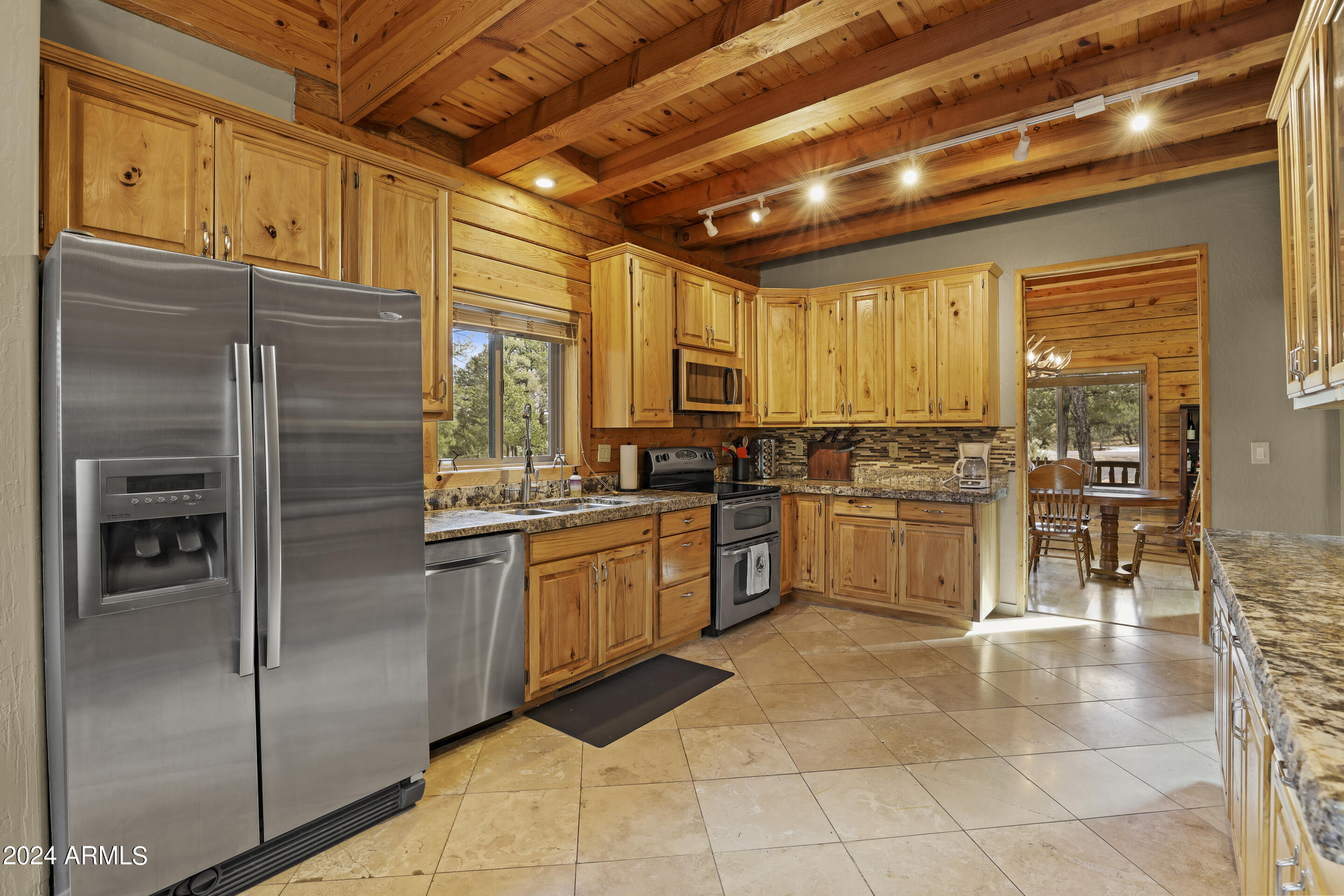 1534 Mainline Road Heber, AZ 85928 - Photo 8 of 40 Kitchen