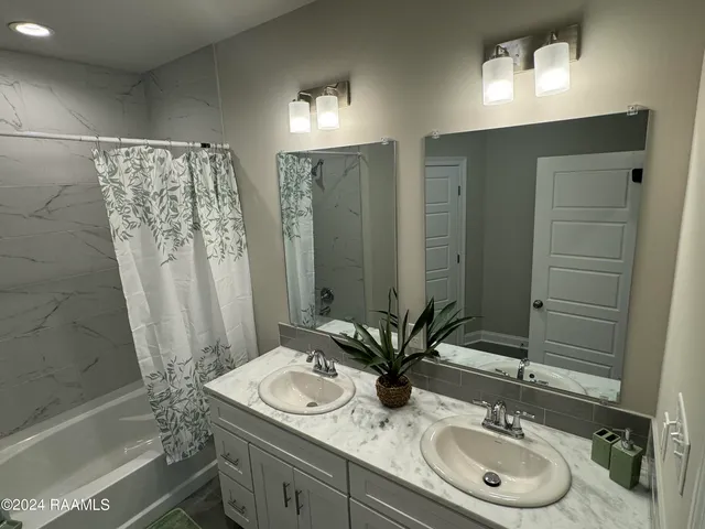 $1,595 | 125 Gadwall Drive, Youngsville, LA 70592