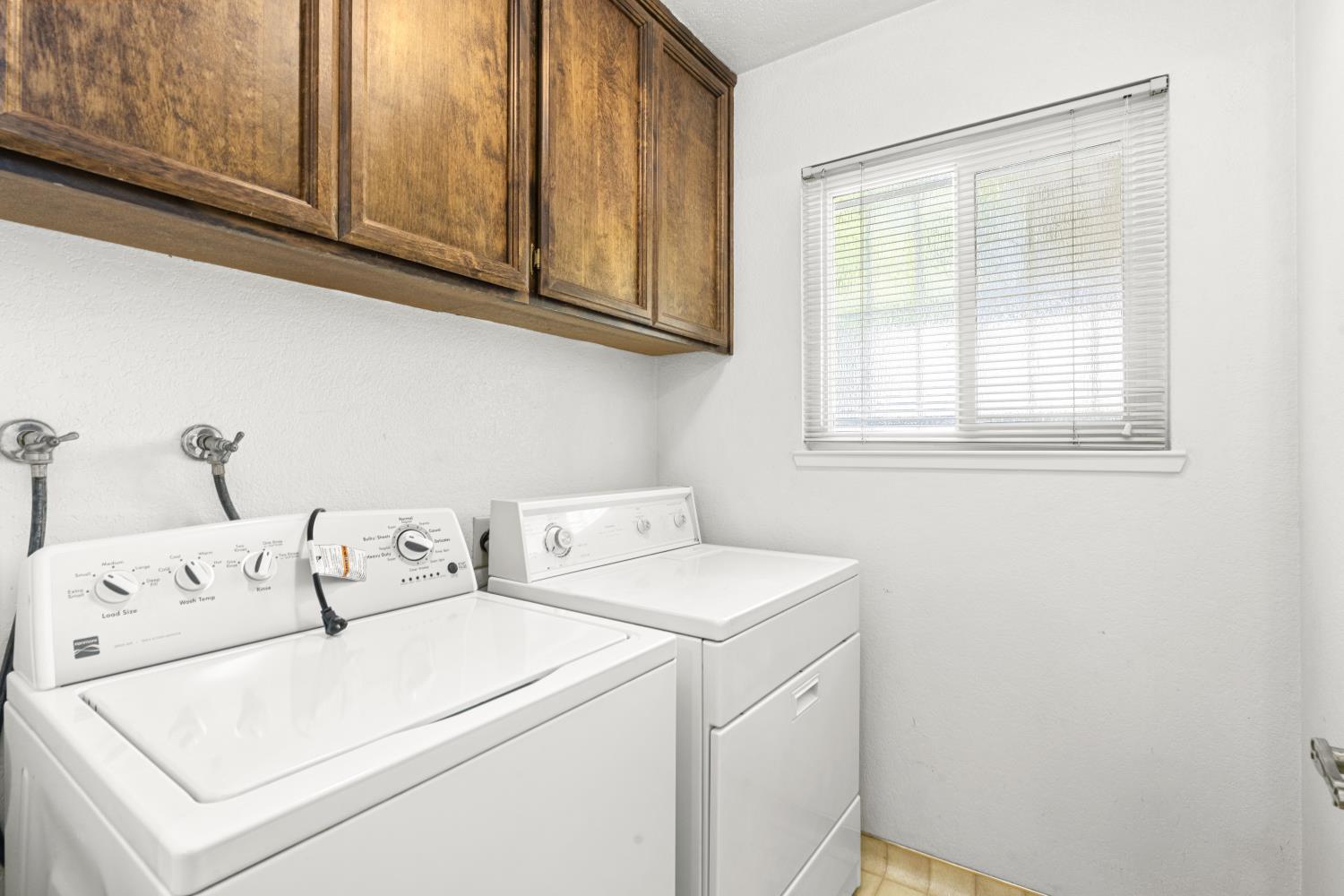 1115 Ravine View Drive Roseville, CA 95661 - Photo 8 of 20