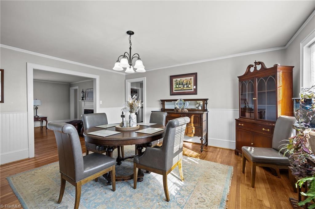 254 Hillcrest Drive Elkin, NC 28621 - Photo 4 of 38