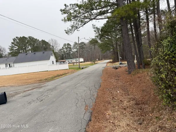 $58,000 | 305 South Camp Street, Winton, NC 27986