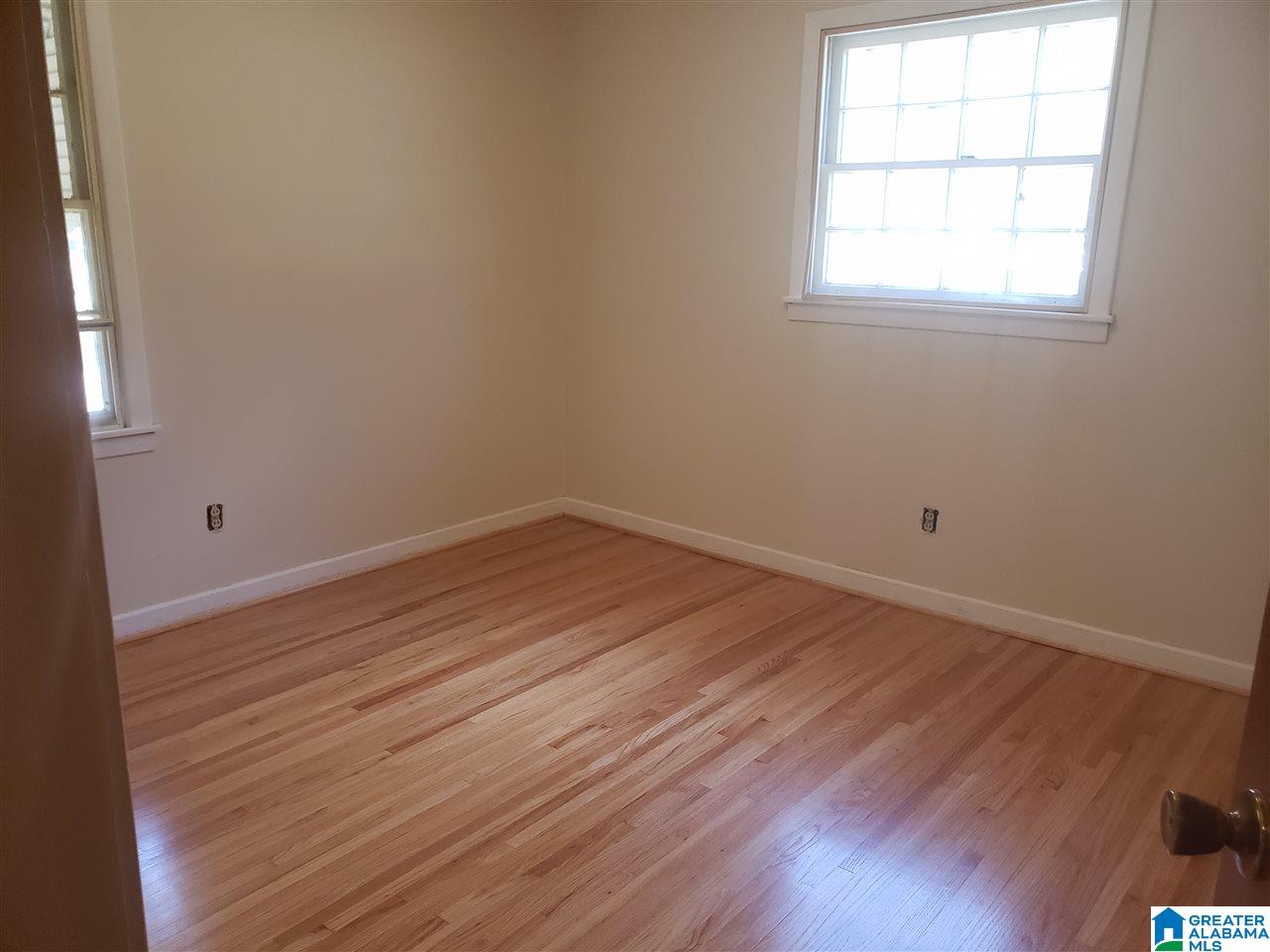 1525 Maple Avenue Southwest Birmingham, AL 35211 - Photo 14 of 27