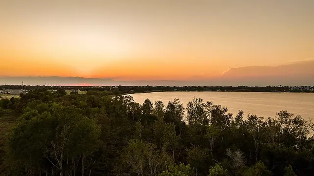 $619,364 | 32476 Sea Loch Loop, Mount Dora, FL 32757