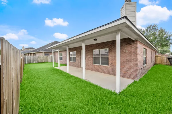 $360,000 | 7803 Blue Lake Drive, Rosenberg, TX 77469