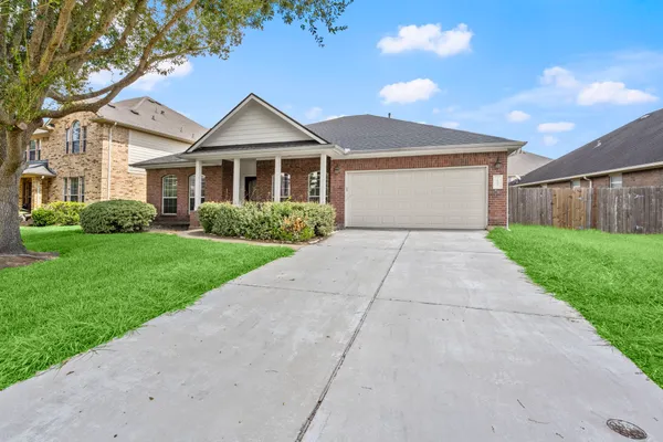 $360,000 | 7803 Blue Lake Drive, Rosenberg, TX 77469