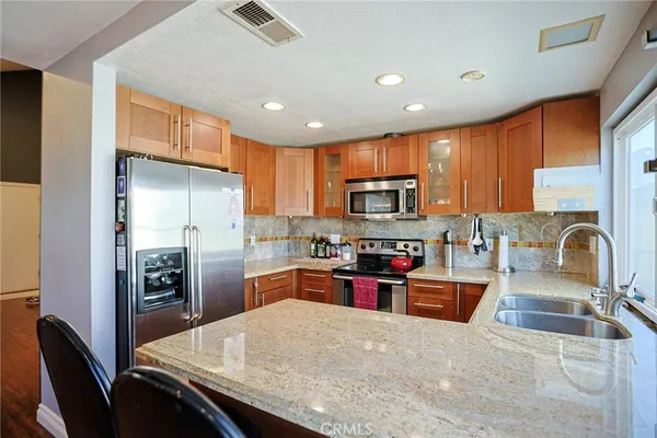 $939,000 | 12 Silverwood, Unit 19, Irvine, CA 92604