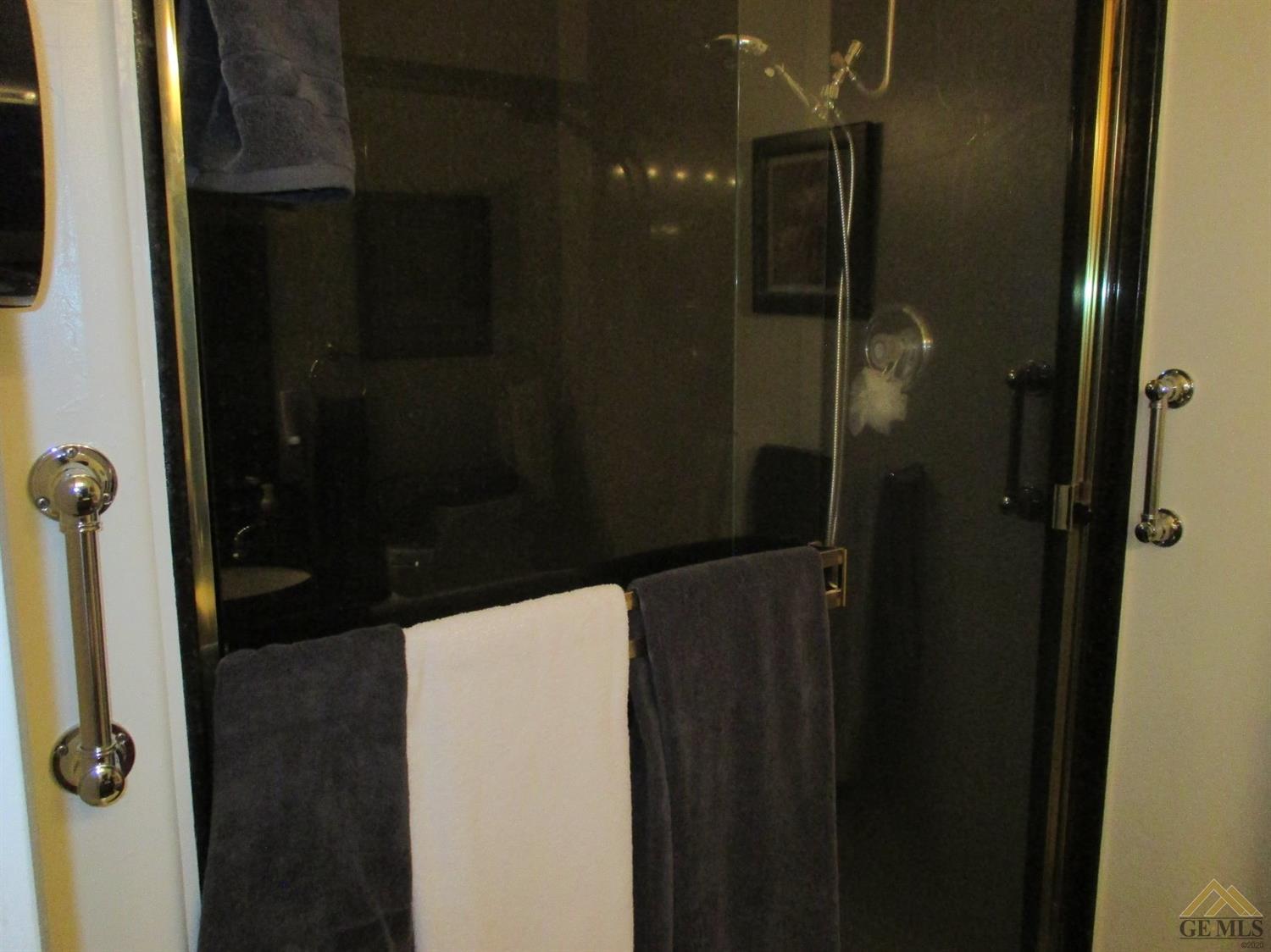 10800 4 Bears Drive Bakersfield, CA 93312 - Photo 16 of 35