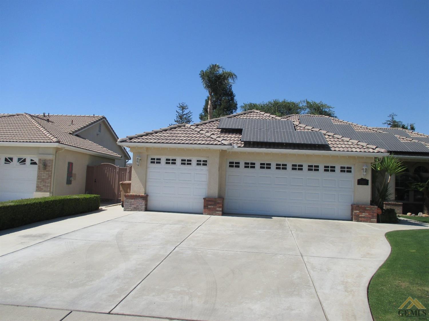 10800 4 Bears Drive Bakersfield, CA 93312 - Photo 3 of 35