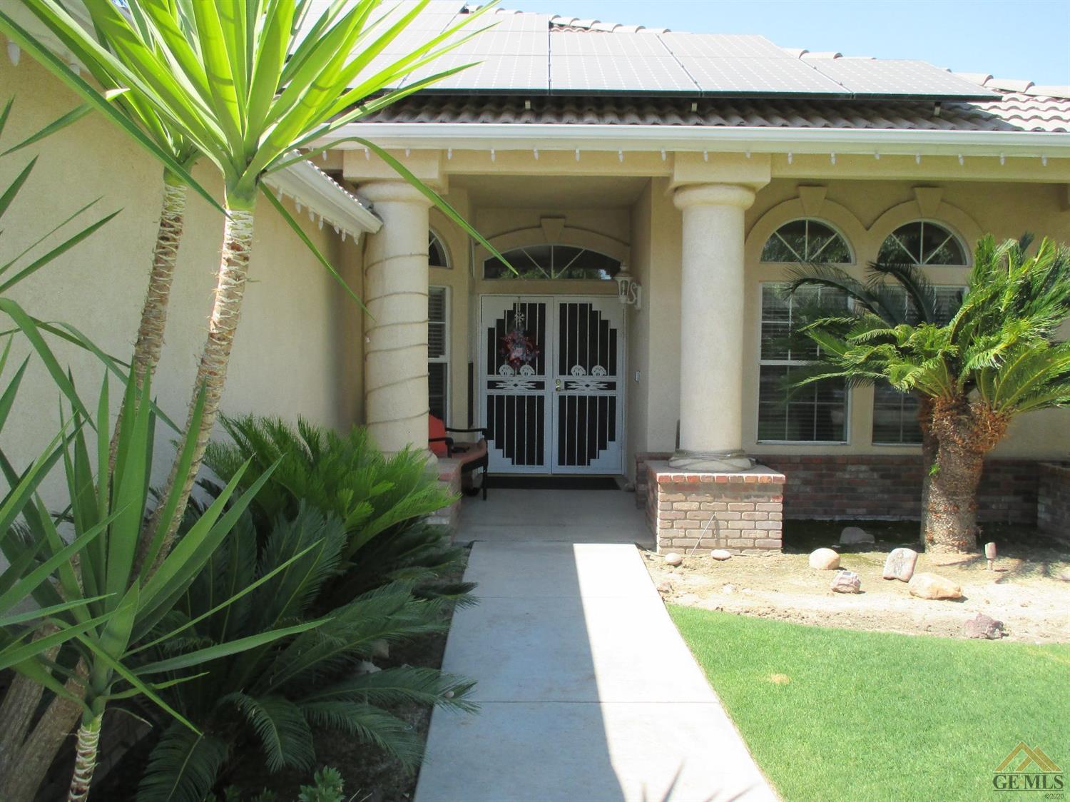 10800 4 Bears Drive Bakersfield, CA 93312 - Photo 4 of 35