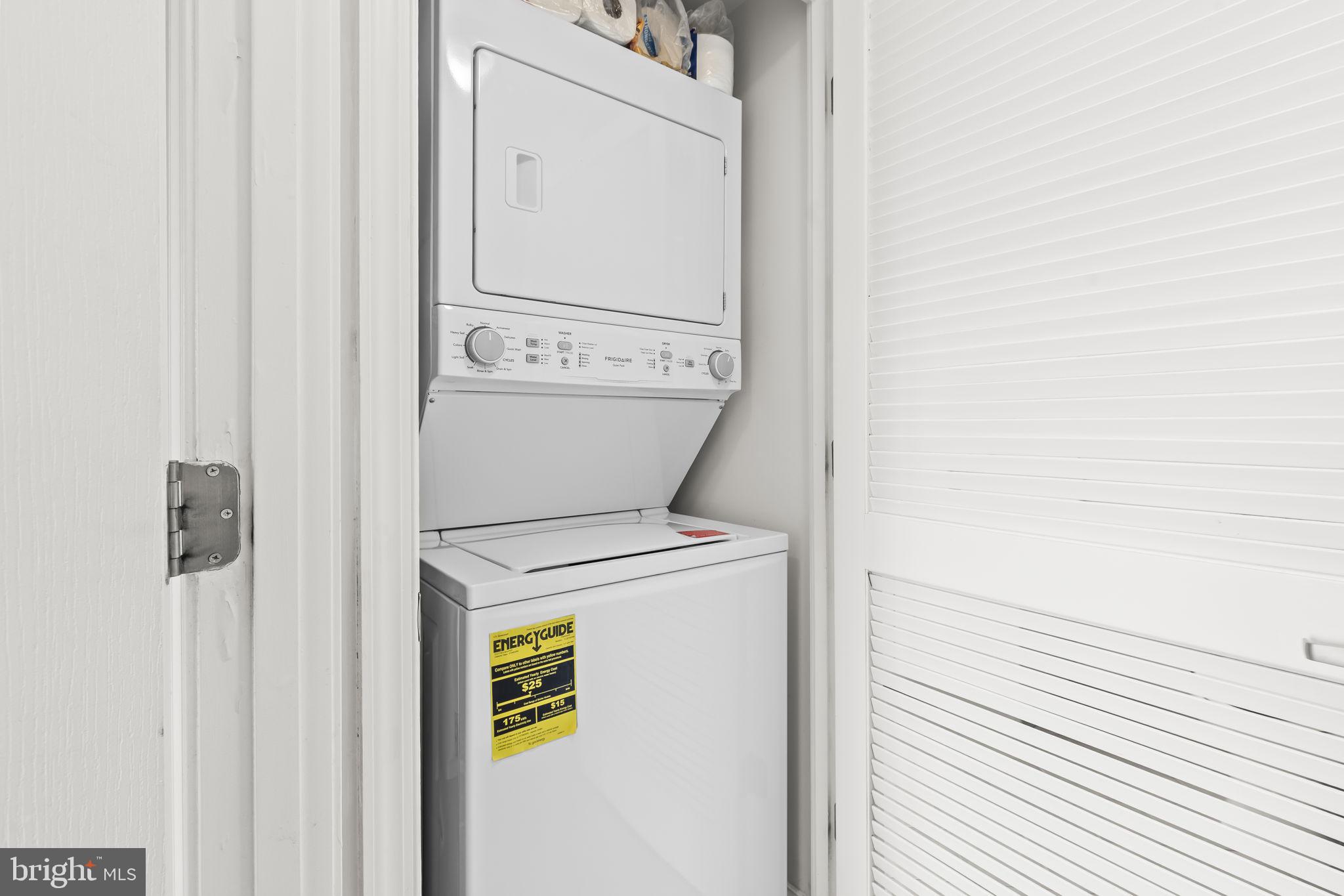 2451 Midtown Avenue, Unit 1413 Alexandria, VA 22303 - Photo 17 of 19 a utility room with dryer and washer