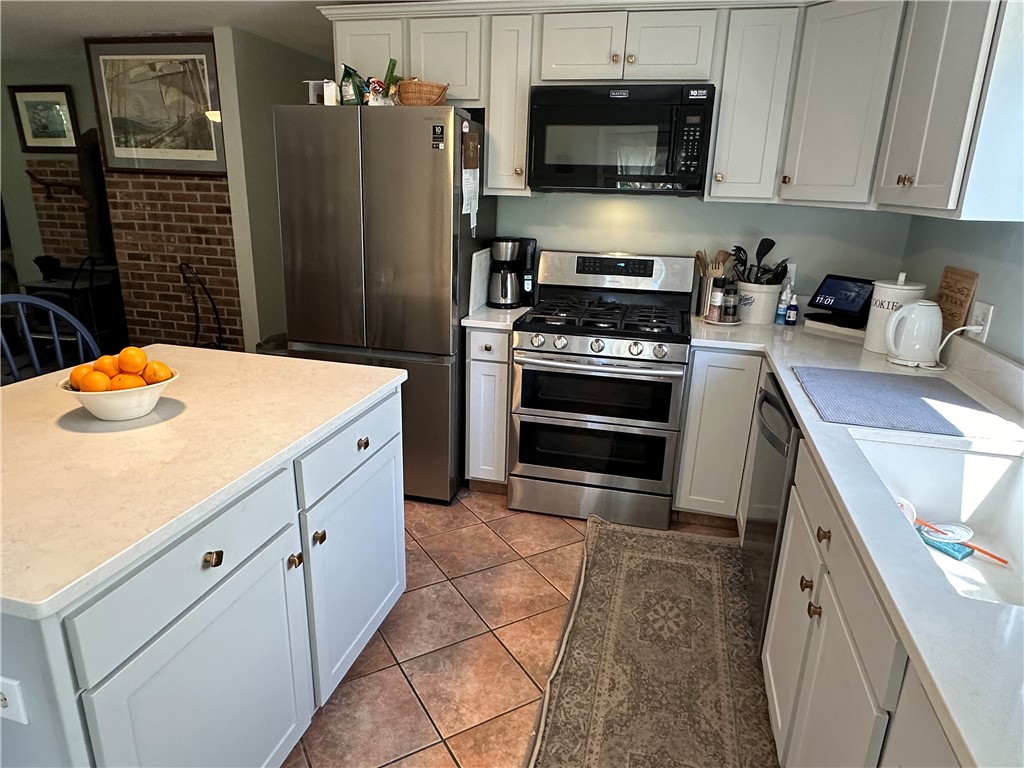 140 Old Rockville Road Hopkinton, RI 02833 - Photo 23 of 45