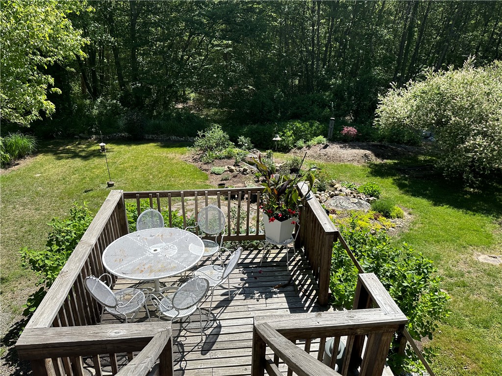 140 Old Rockville Road Hopkinton, RI 02833 - Photo 6 of 45