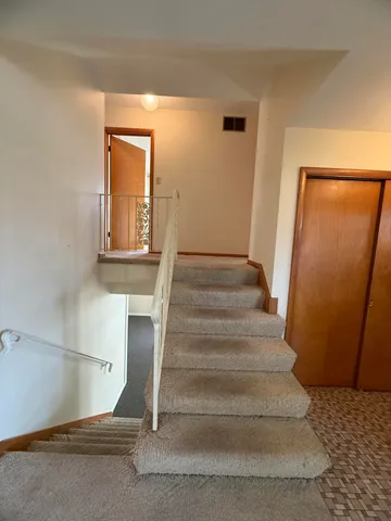 $269,000 | 254 Sycamore Lane, Munster, IN 46321