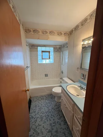 $269,000 | 254 Sycamore Lane, Munster, IN 46321