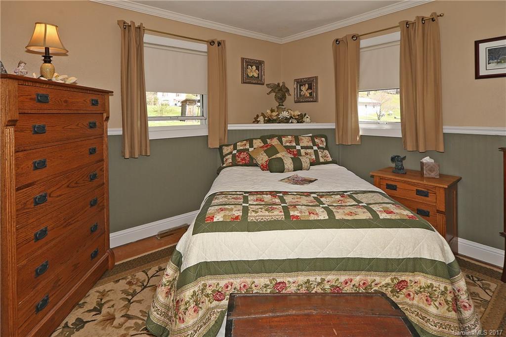 31 Osborne Ridge Road Canton, NC 28716 - Photo 14 of 17