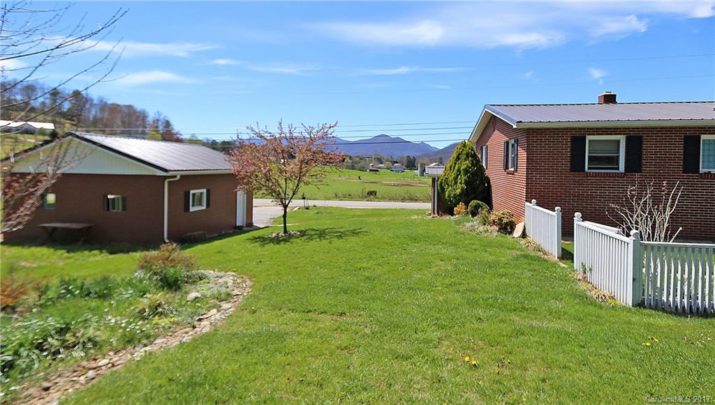 31 Osborne Ridge Road Canton, NC 28716 - Photo 6 of 17