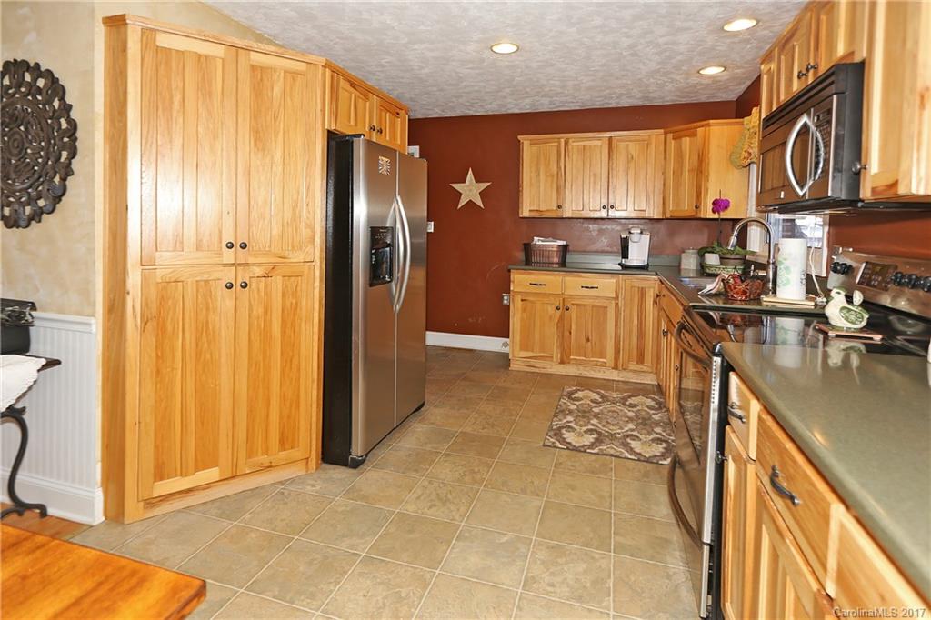 31 Osborne Ridge Road Canton, NC 28716 - Photo 10 of 17