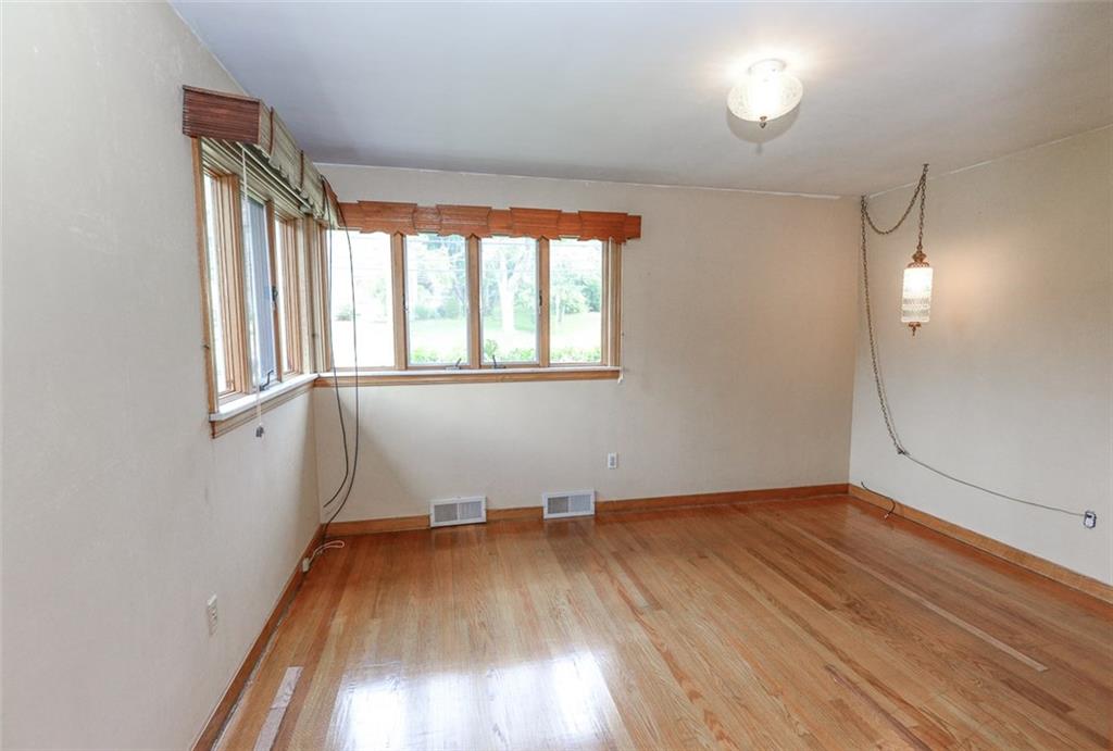 751 Millers Run Road Cecil, PA 15321 - Photo 13 of 25 Gallery Image 13