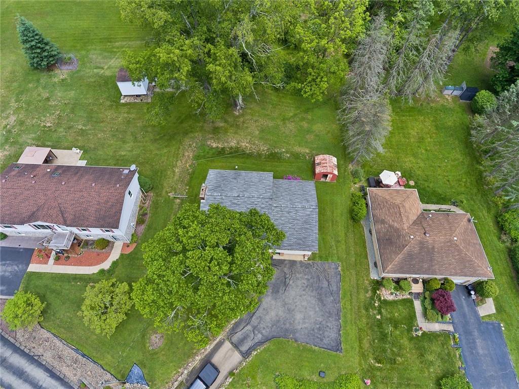 404 Sandy Hill Road Irwin, PA 15642 - Photo 4 of 25 Gallery Image 4