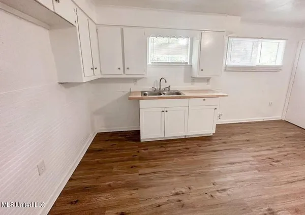 $163,000 | 766 Monterey Street, Unit AB, Jackson, MS 39204