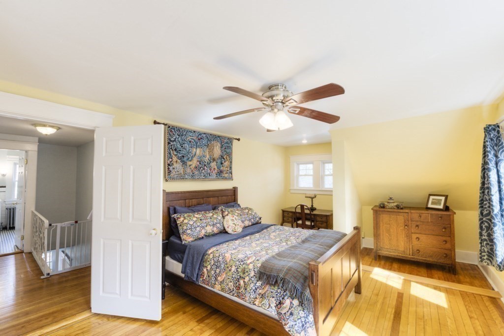 18 St Elmo Road Worcester, MA 01602 - Photo 14 of 28 Gallery Image 14