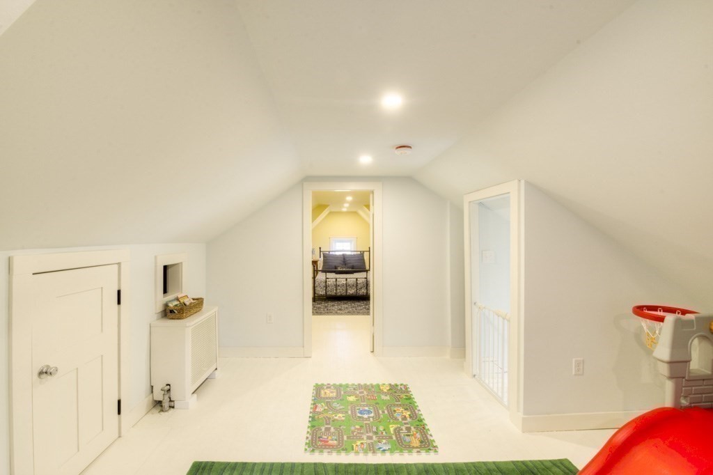 18 St Elmo Road Worcester, MA 01602 - Photo 22 of 28 Gallery Image 22