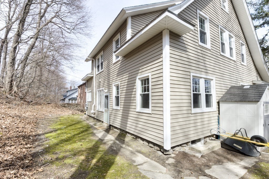 18 St Elmo Road Worcester, MA 01602 - Photo 25 of 28 Gallery Image 25